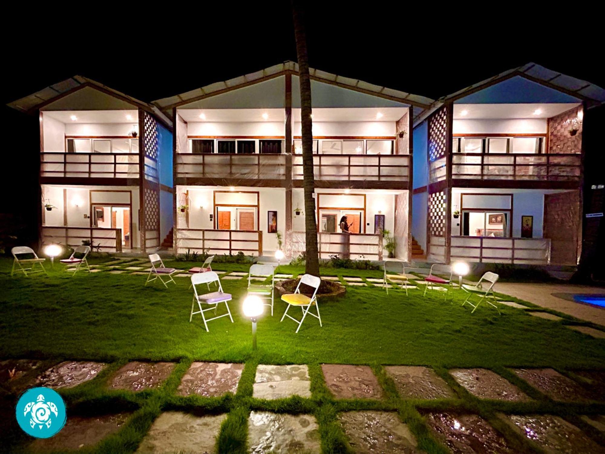 White Turtle Hotel Morjim Ngoại thất bức ảnh
